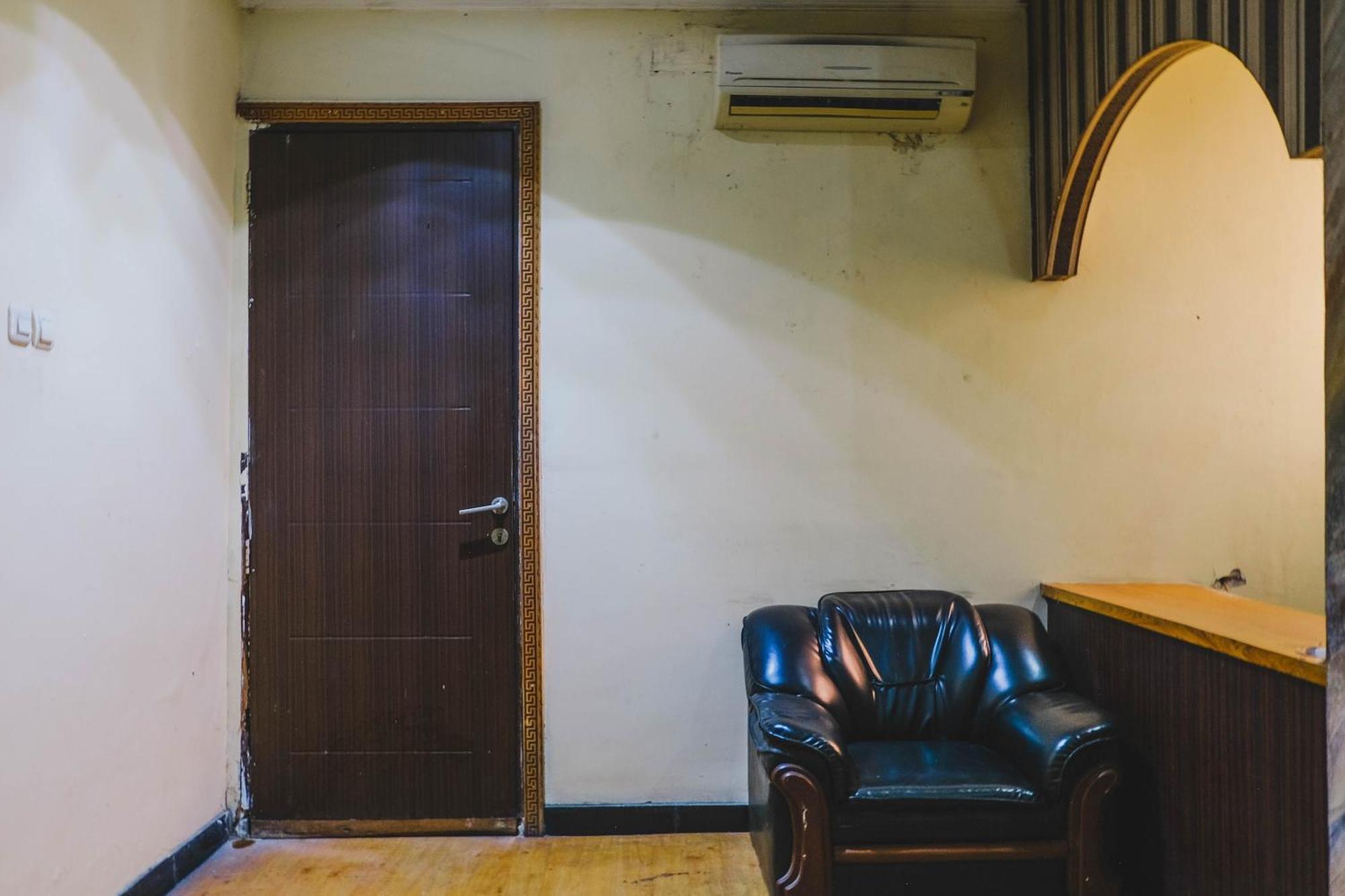 King Stone Hotel Mencil Εξωτερικό φωτογραφία